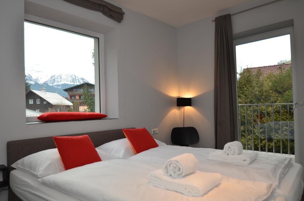 Apartmenthouse "5 Seasons" - Zell Am See Ruang foto